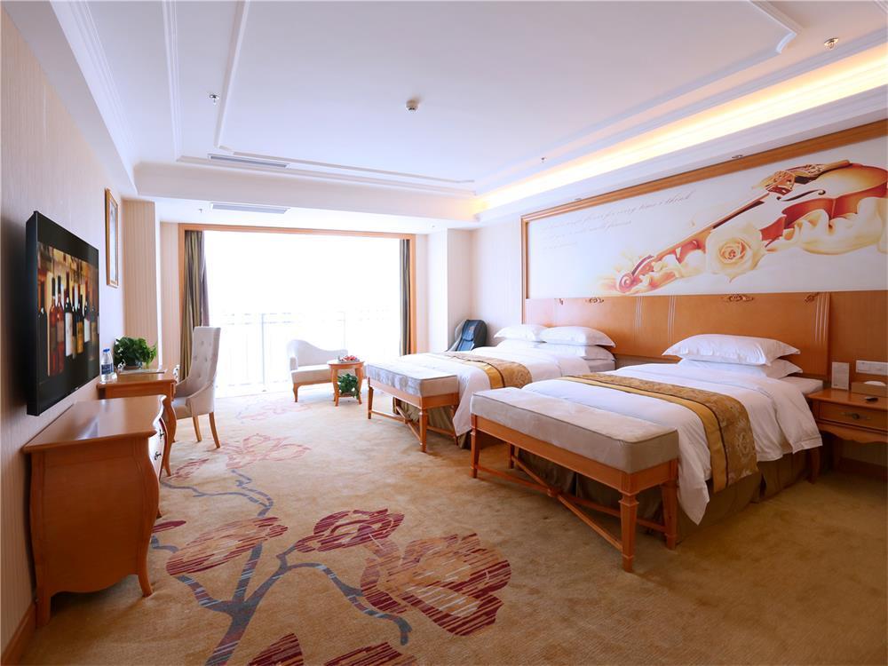 Vienna International Hotel Yantai Changjiang Road Xingyi Square Branch Exterior photo